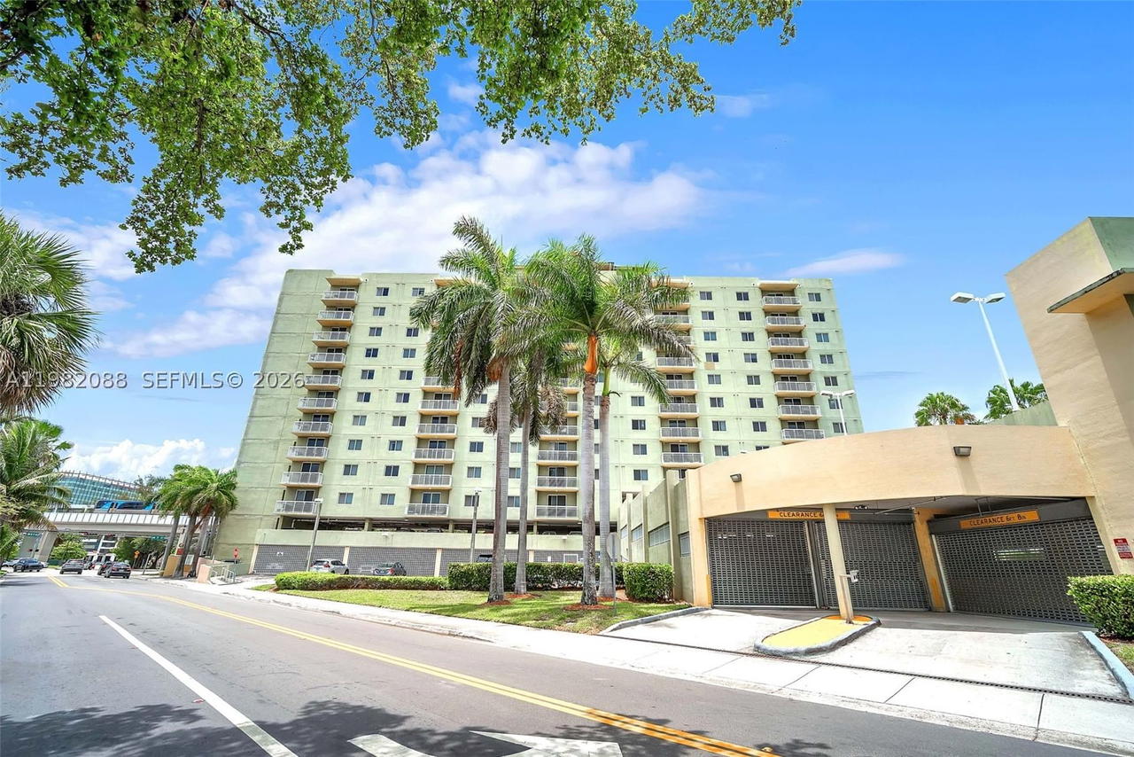 Real estate property located at 816 11th St #801, Miami-dade, Seybold Pointe Condo, Miami, FL