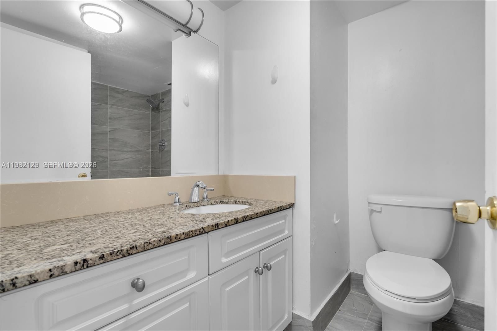 Real estate property located at 9001 77th Ave C402, Miami-dade, Dadeland Place Condo, Miami, FL