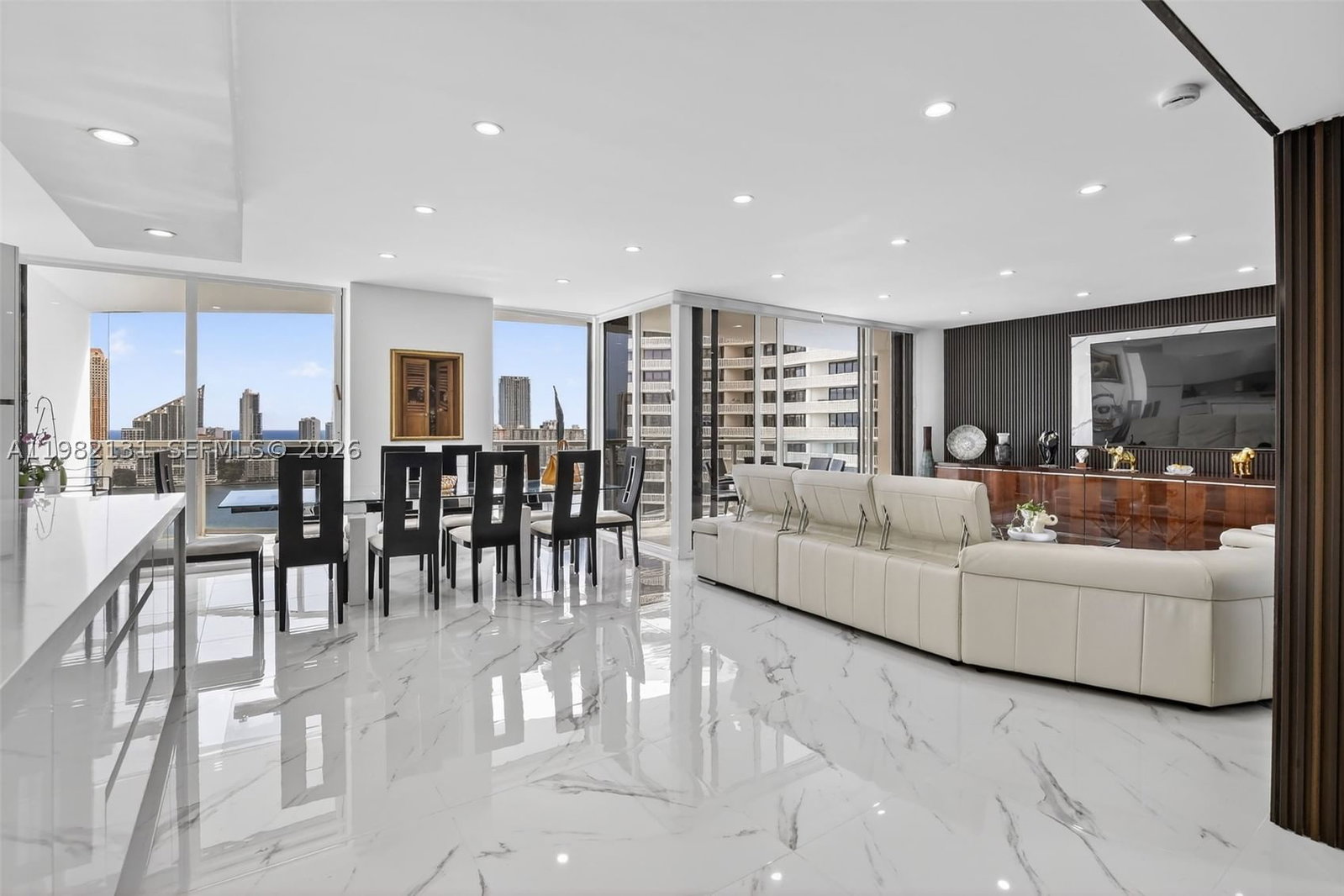 Real estate property located at 4000 Island Blvd #2301, Miami-dade, 4000 Isl Blvd Williams Is, Aventura, FL