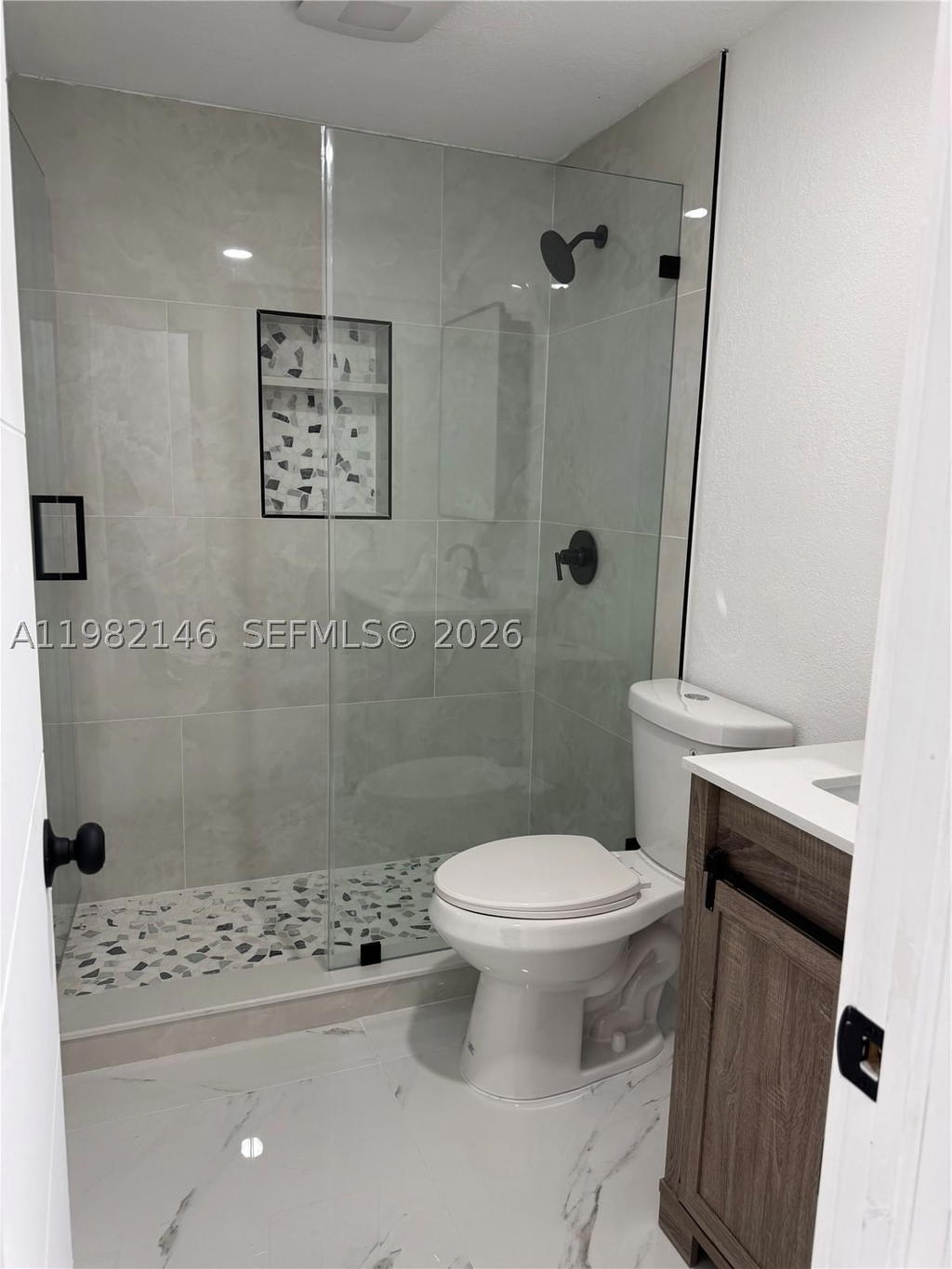 Real estate property located at 20819 41st Ave Rd, Miami-dade, Vista Verde Clusters Unit, Miami Gardens, FL