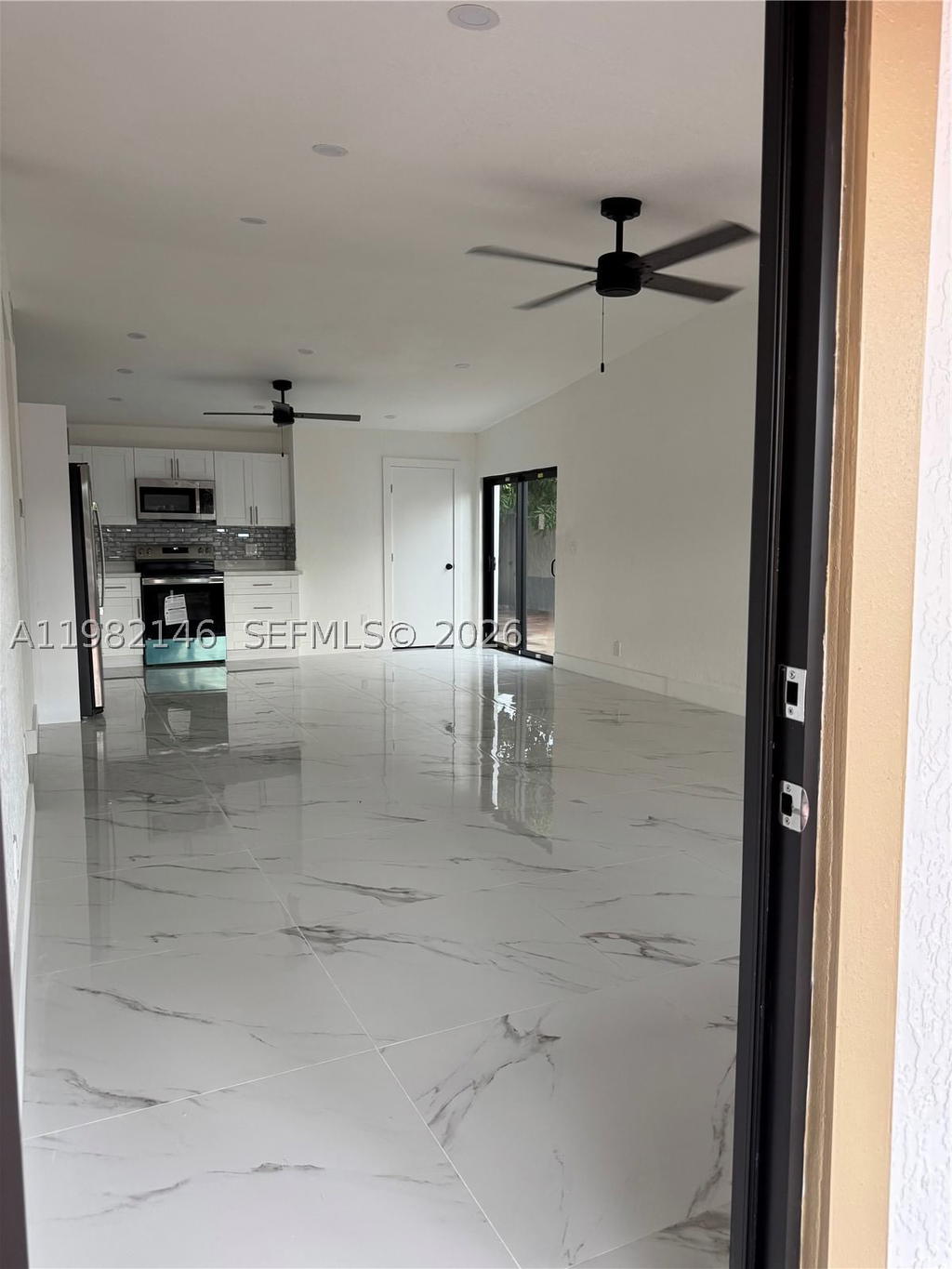 Real estate property located at 20819 41st Ave Rd, Miami-dade, Vista Verde Clusters Unit, Miami Gardens, FL