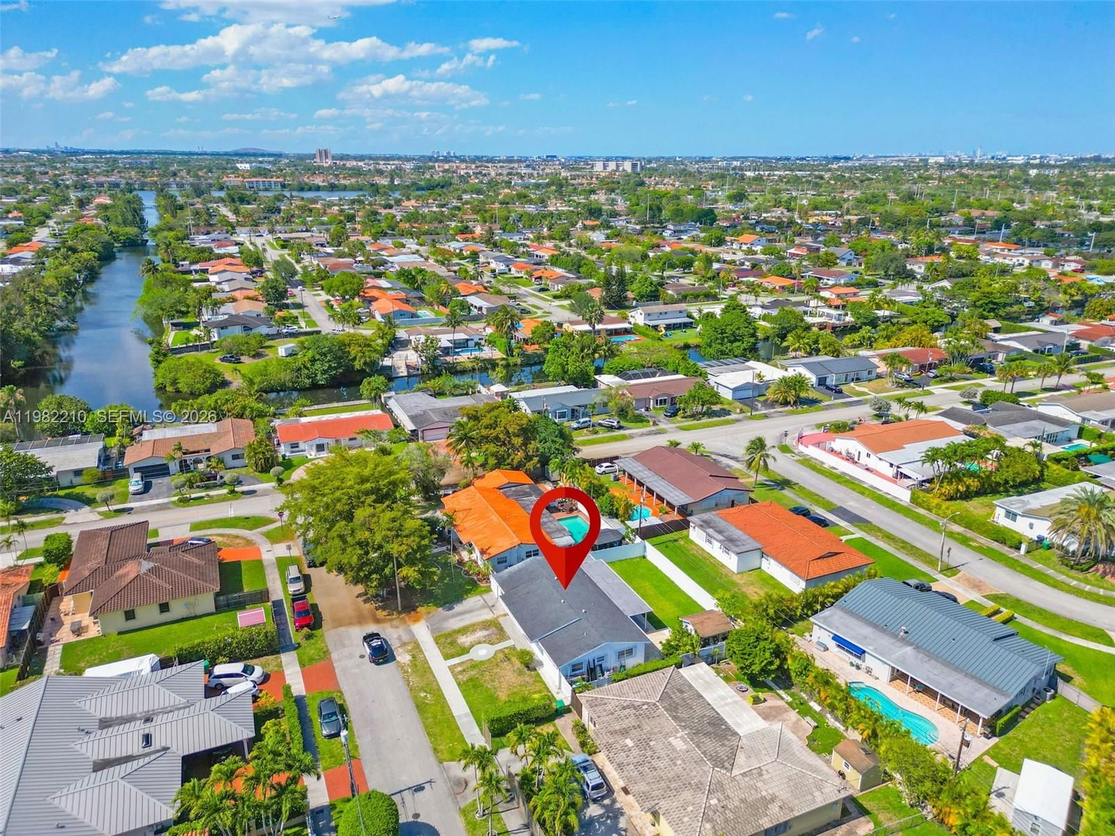 Real estate property located at 2023 99th Ave, Miami-dade, Westbrooke Gardens 1st Ad, Miami, FL