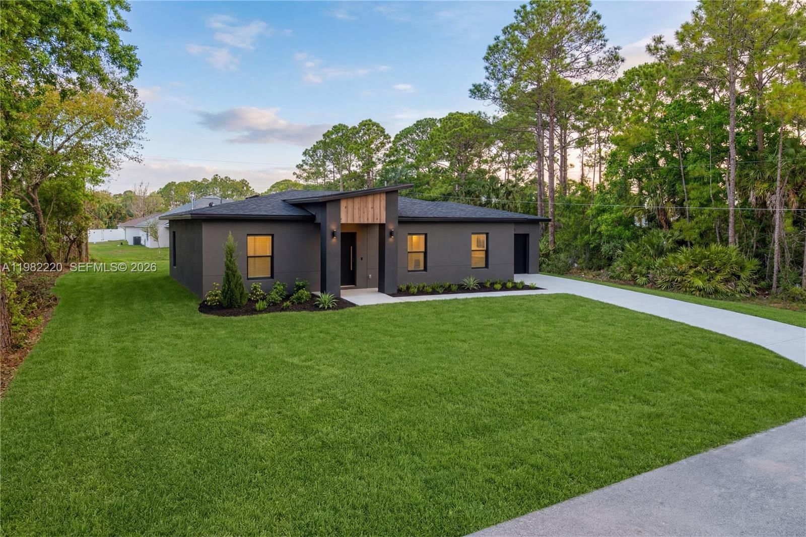 Real estate property located at 236 Wardell Ave SW, Brevard, Port Malabar, Palm Bay, FL