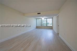 Real estate property located at 1713 Whitehall Dr #302, Broward, Condo 22 Of Whitehall Con, Davie, FL