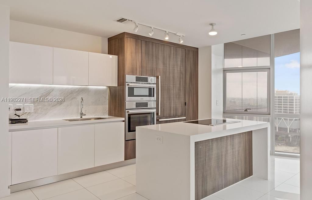 Real estate property located at 851 1st Ave #2102, Miami-dade, Paramount Miami Worldcentr, Miami, FL