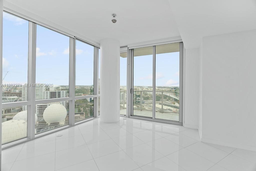 Real estate property located at 851 1st Ave #2102, Miami-dade, Paramount Miami Worldcentr, Miami, FL