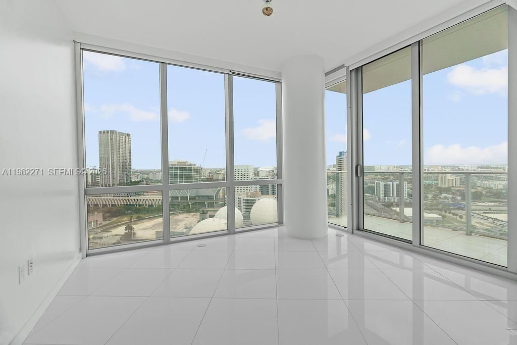 Real estate property located at 851 1st Ave #2102, Miami-dade, Paramount Miami Worldcentr, Miami, FL