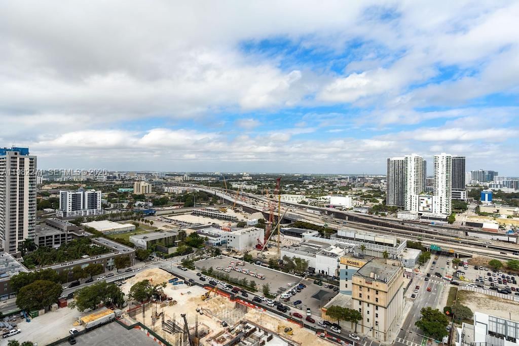 Real estate property located at 851 1st Ave #2102, Miami-dade, Paramount Miami Worldcentr, Miami, FL