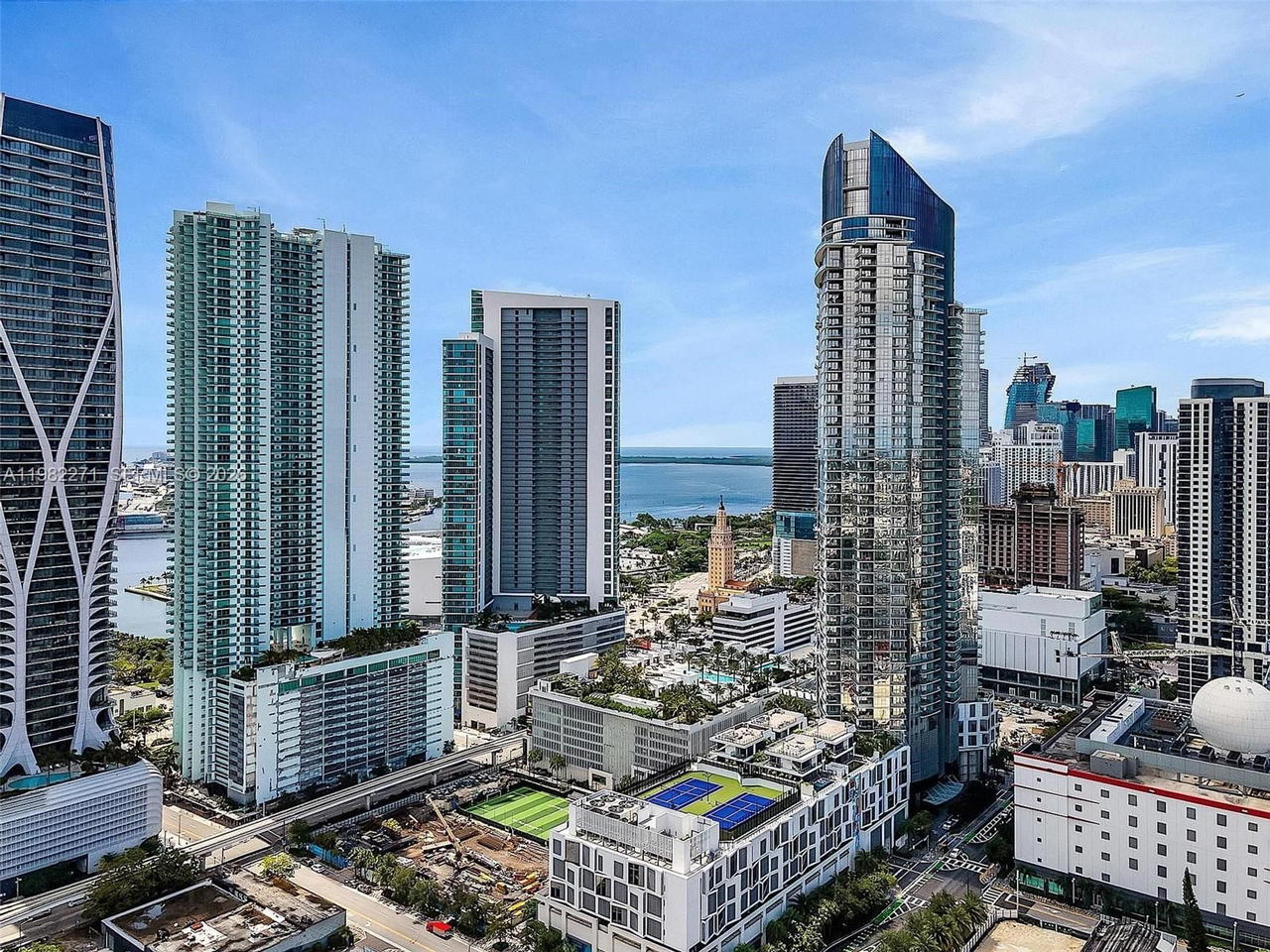Real estate property located at 851 1st Ave #2102, Miami-dade, Paramount Miami Worldcentr, Miami, FL