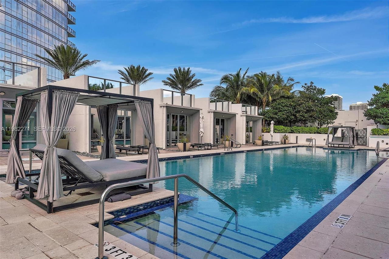 Real estate property located at 851 1st Ave #2102, Miami-dade, Paramount Miami Worldcentr, Miami, FL