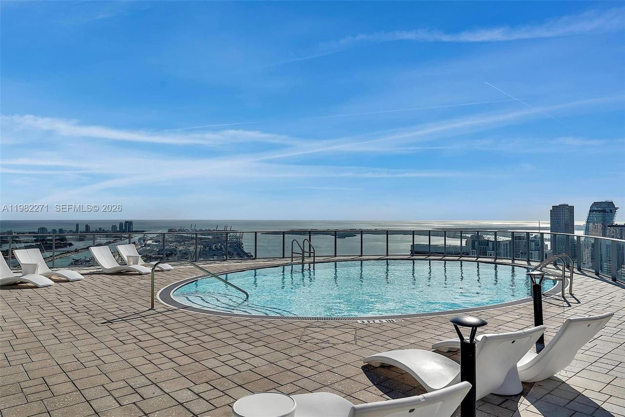 Real estate property located at 851 1st Ave #2102, Miami-dade, Paramount Miami Worldcentr, Miami, FL