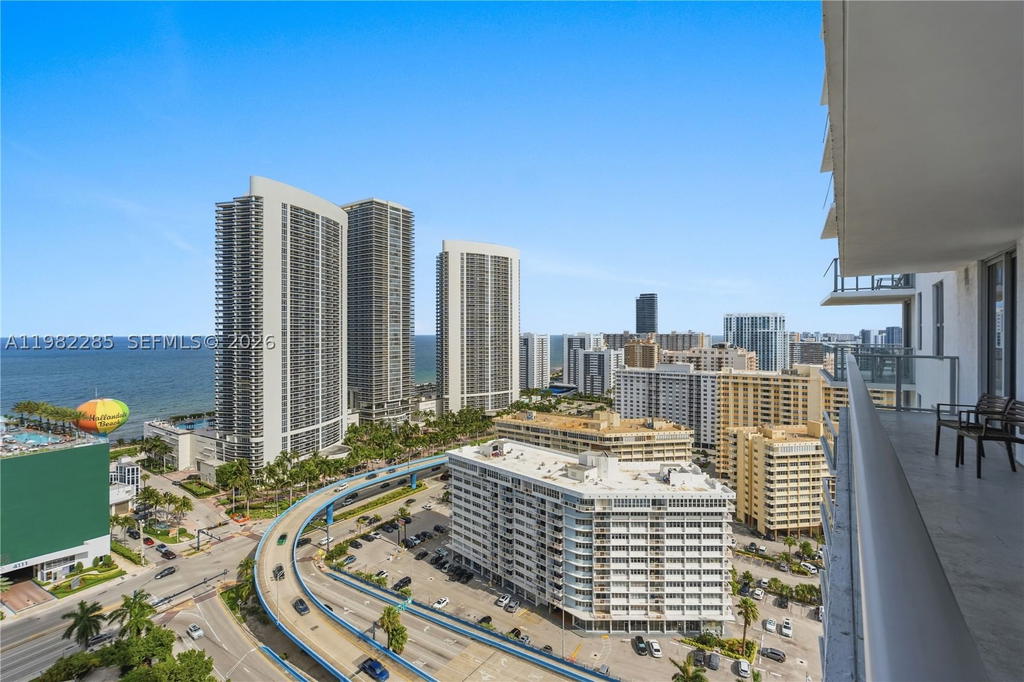 Real estate property located at 4010 Ocean Dr R2005, Broward, 4010 South Ocean Condo, Hollywood, FL