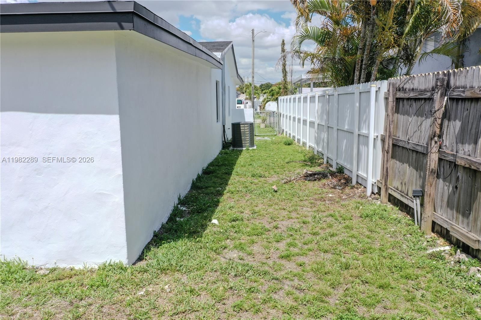 Real estate property located at 1014 66th St, Miami-dade, Westhaven Heights, Hialeah, FL