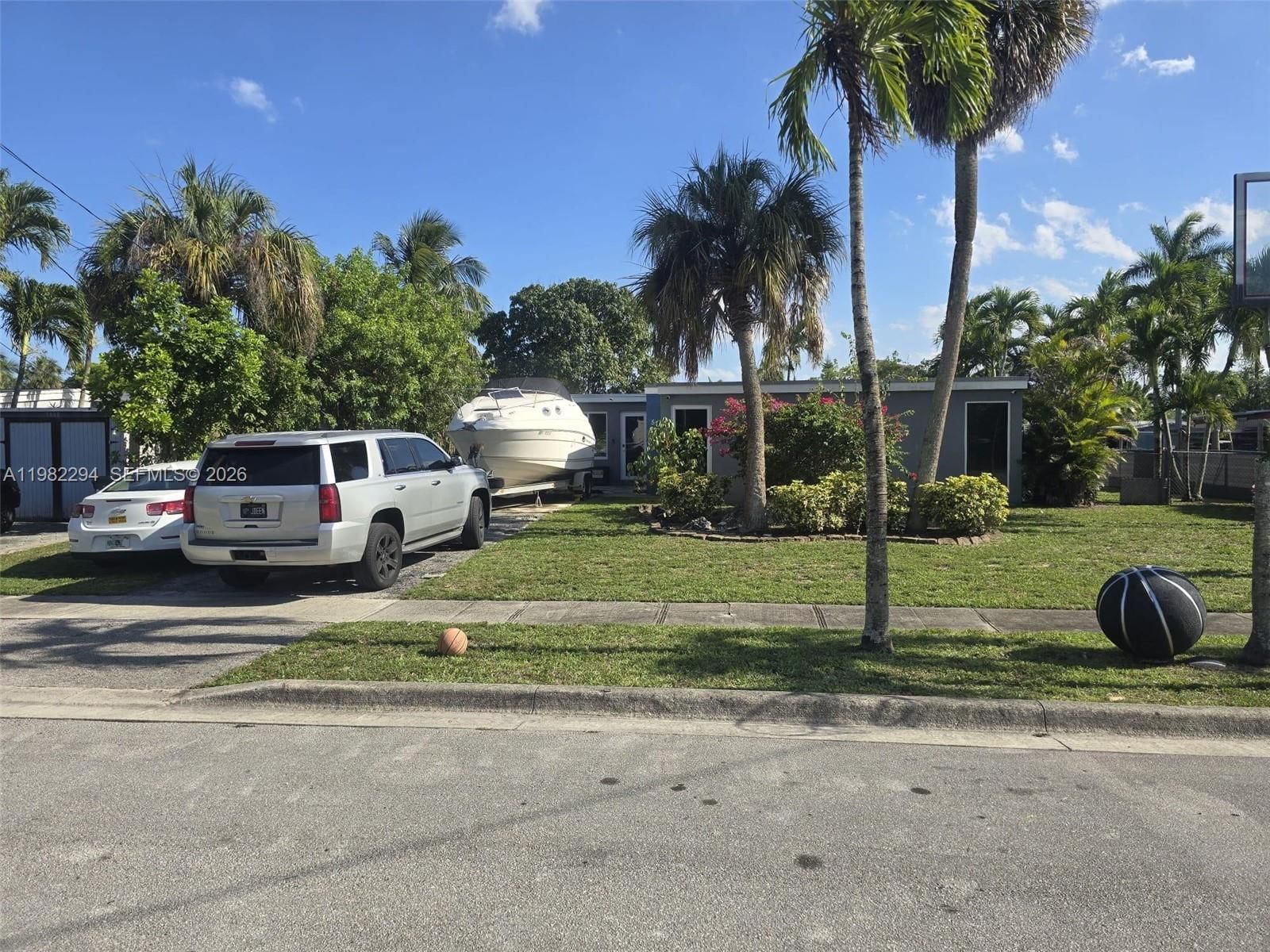 Real estate property located at 5812 20th Ct, Broward, Ibec Neighborhood No 1, Margate, FL