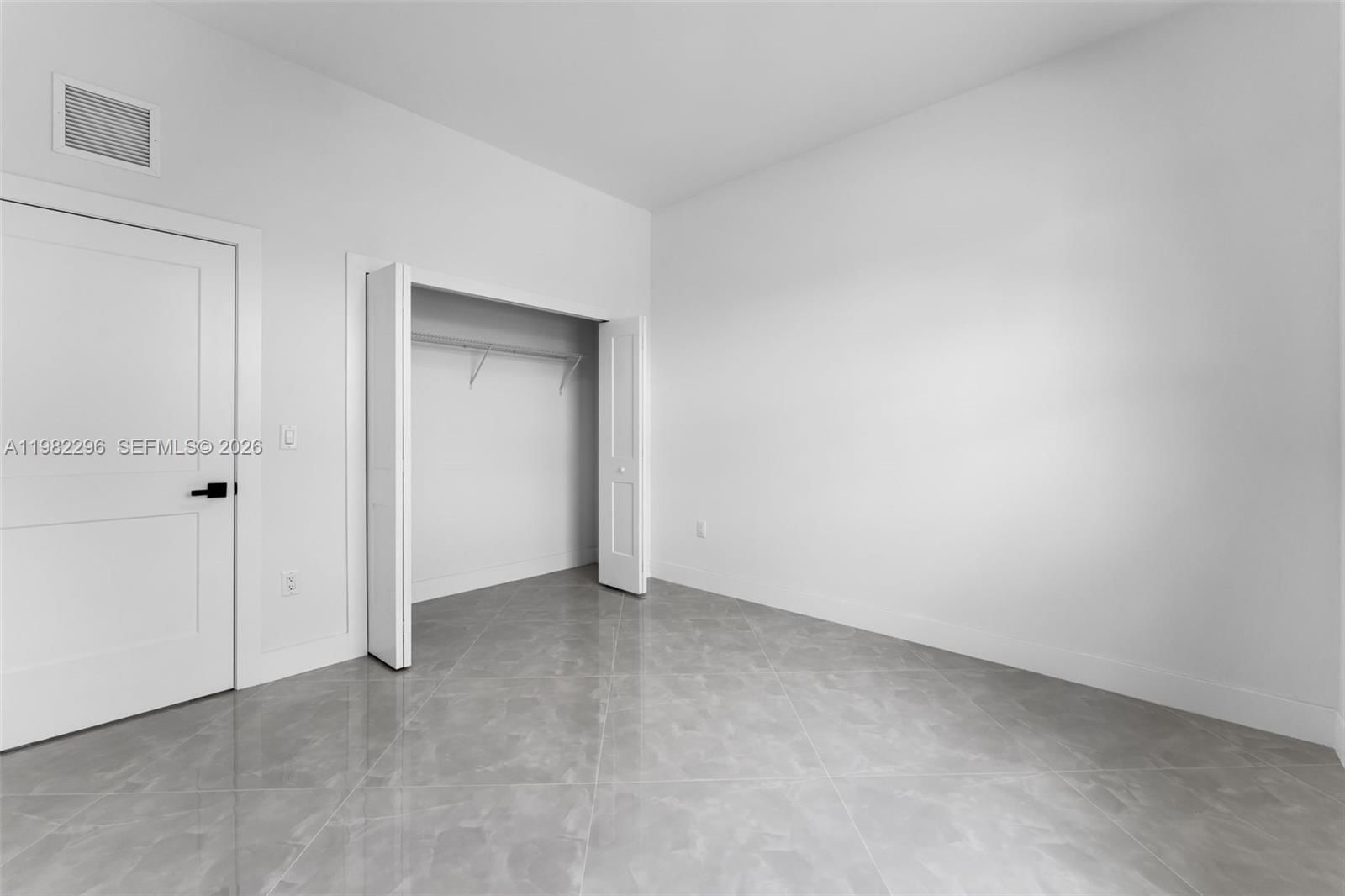 Real estate property located at 19855 SW 134 CT, Miami-dade, Kristina Estates 1st Addn, Unincorporated Dade, FL