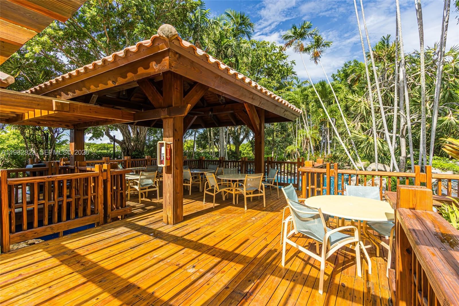 Real estate property located at 2000 Towerside Ter PH11, Miami-dade, Towers Of Quayside Condo, Miami, FL