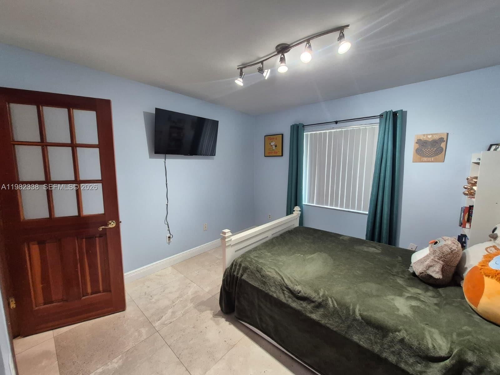 Real estate property located at 14530 110th St, Miami-dade, Kendall Kingdom, Miami, FL