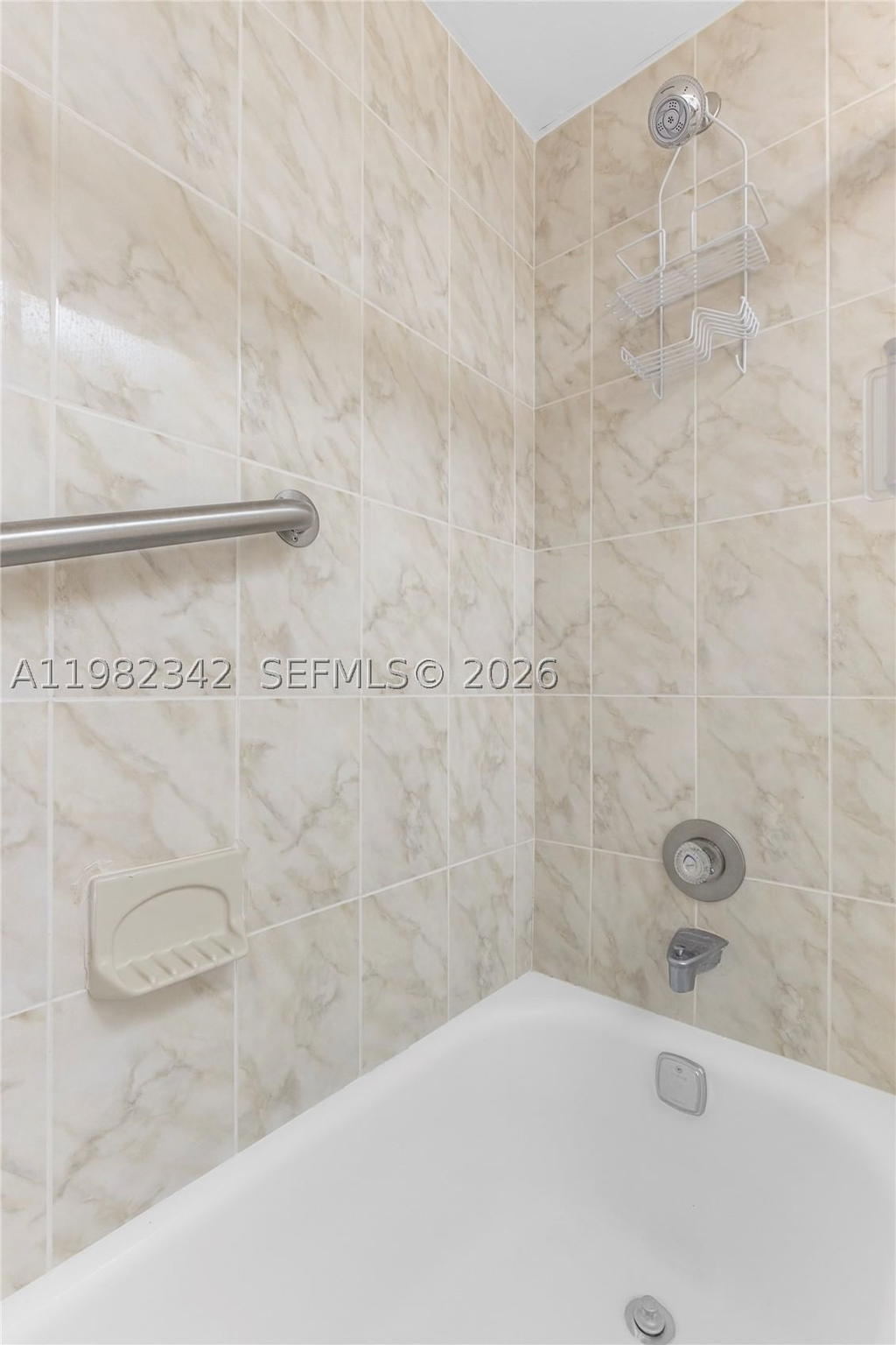 Real estate property located at 8950 Sunrise Lakes Blvd #309, Broward, Sunrise Lakes Phase 3, Sunrise, FL