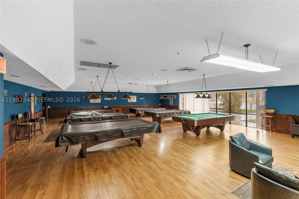 Real estate property located at 8950 Sunrise Lakes Blvd #309, Broward, Sunrise Lakes Phase 3, Sunrise, FL