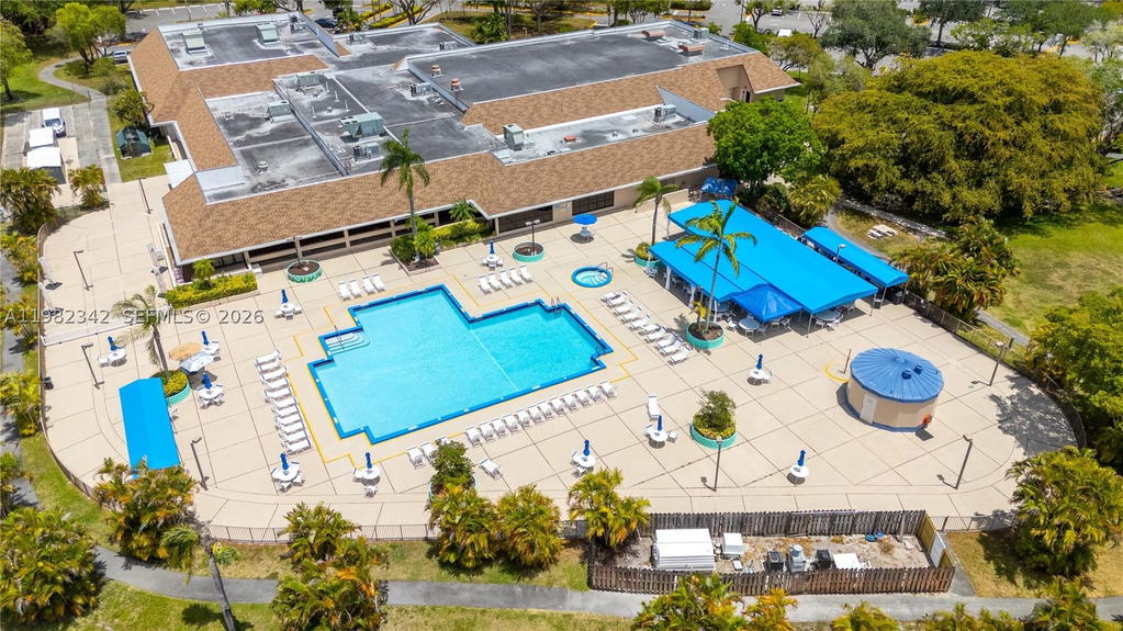 Real estate property located at 8950 Sunrise Lakes Blvd #309, Broward, Sunrise Lakes Phase 3, Sunrise, FL