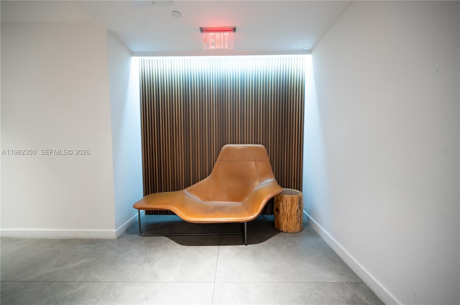 Real estate property located at 350 S MIAMI #1709, Miami-dade, Wind Condo, Miami, FL
