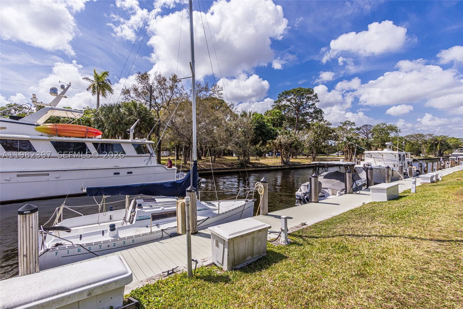 Real estate property located at 1201 River Reach Dr #102, Broward, River Reach Condominium I, Fort Lauderdale, FL