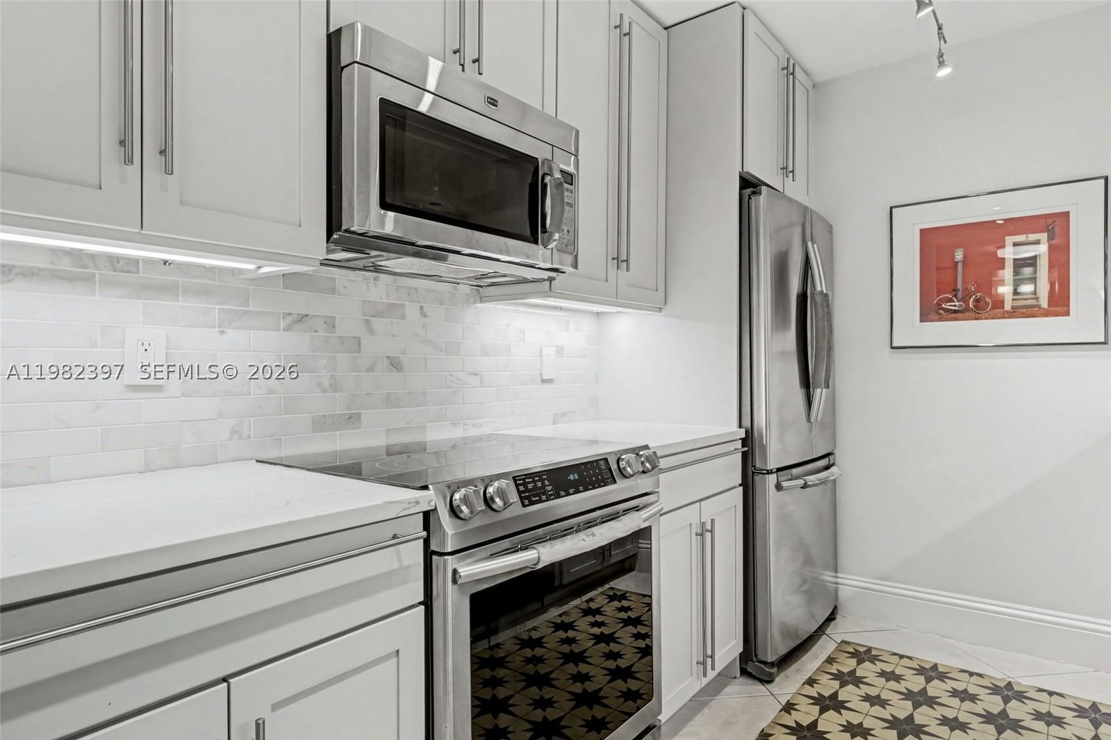 Real estate property located at 1201 River Reach Dr #102, Broward, River Reach Condominium I, Fort Lauderdale, FL