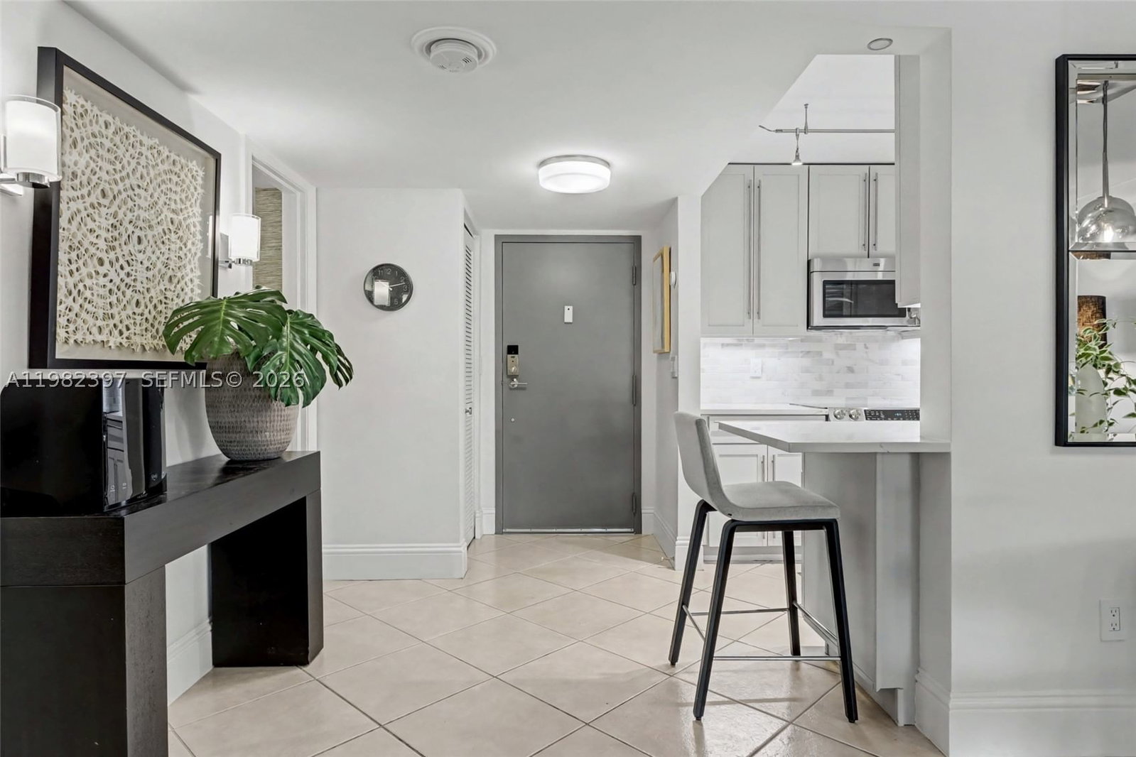 Real estate property located at 1201 River Reach Dr #102, Broward, River Reach Condominium I, Fort Lauderdale, FL