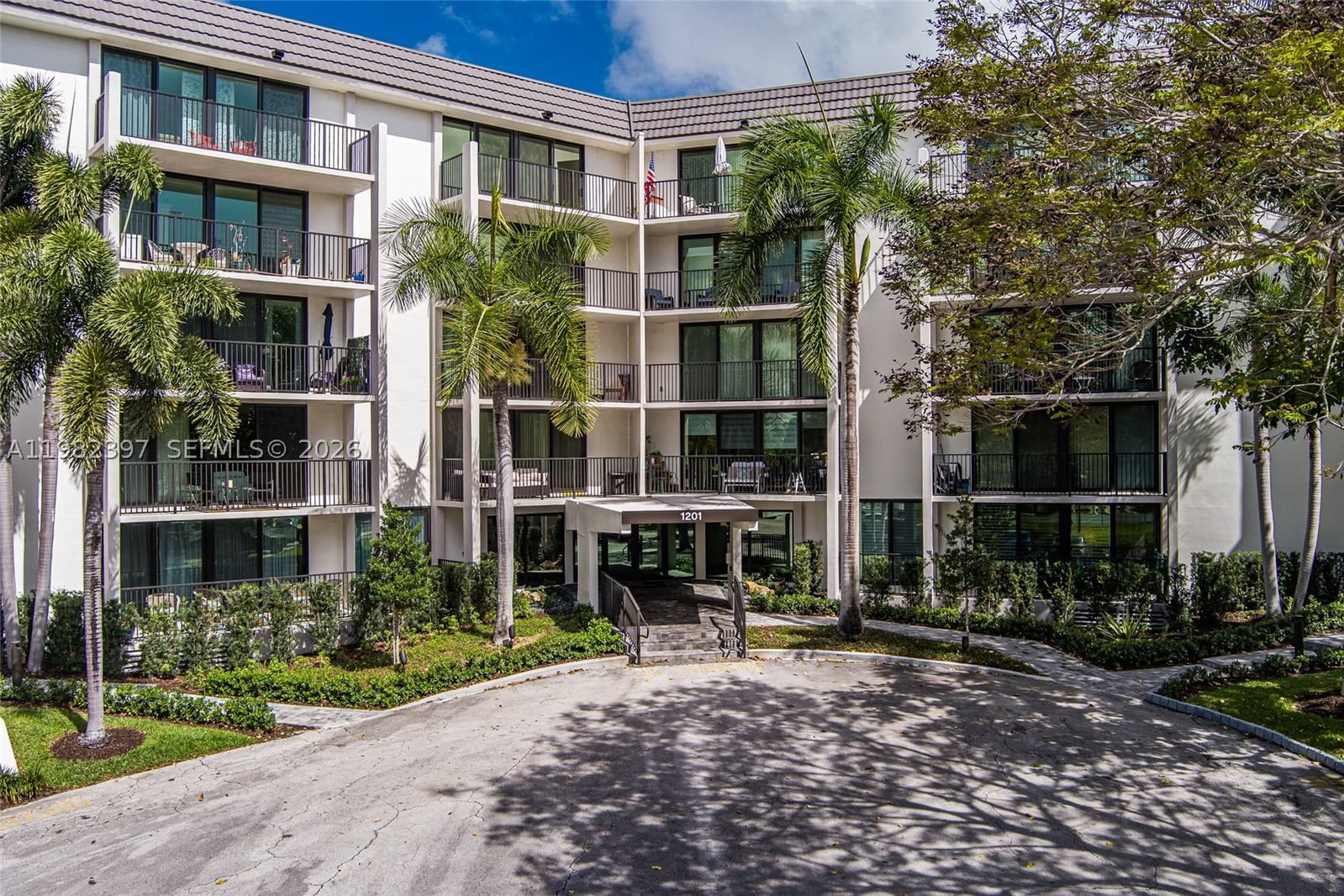 Real estate property located at 1201 River Reach Dr #102, Broward, River Reach Condominium I, Fort Lauderdale, FL