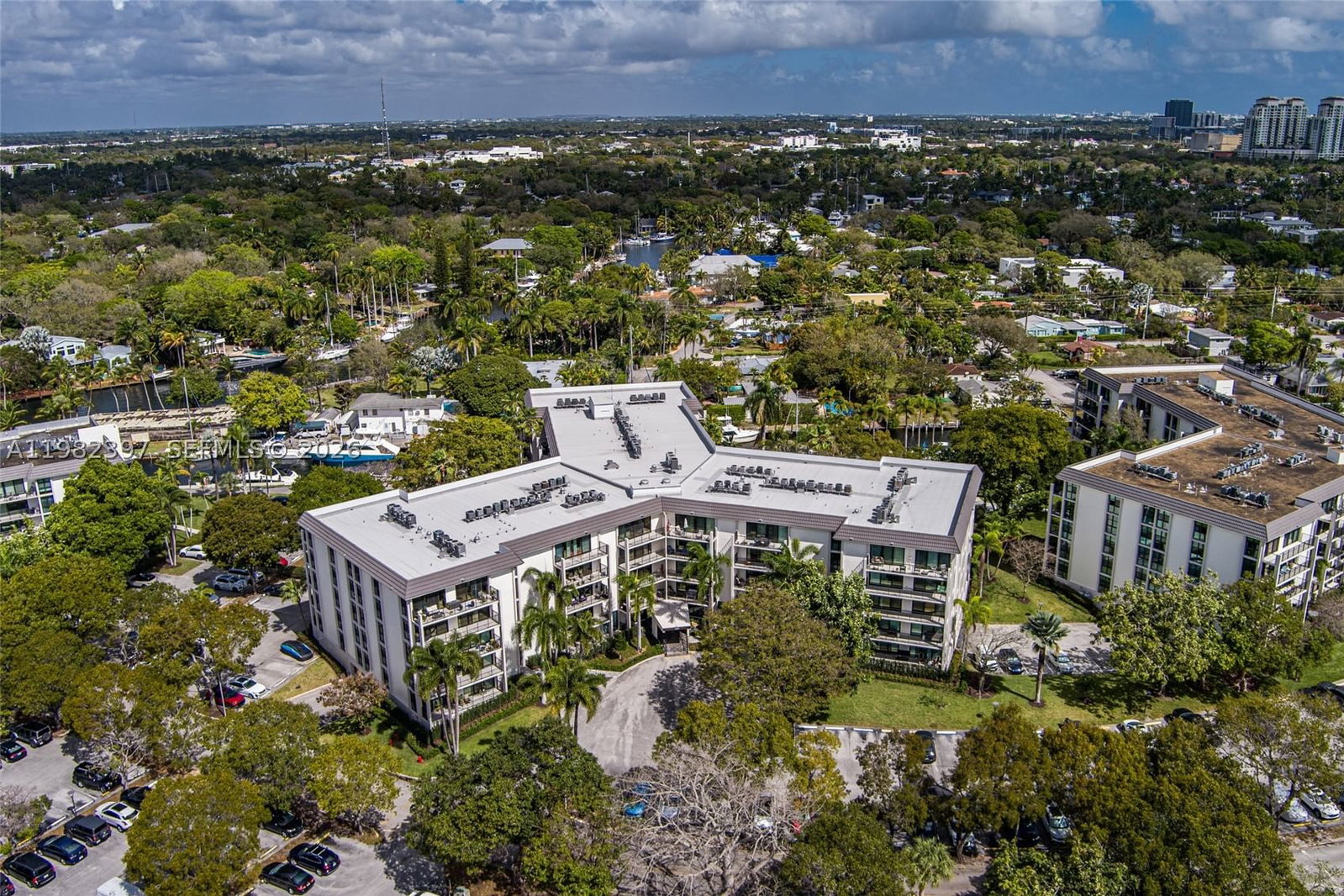 Real estate property located at 1201 River Reach Dr #102, Broward, River Reach Condominium I, Fort Lauderdale, FL
