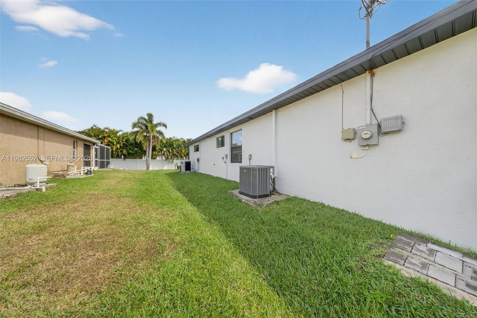 Real estate property located at 2205 SW 13TH ST, Lee, Cape Coral, Cape Coral, FL