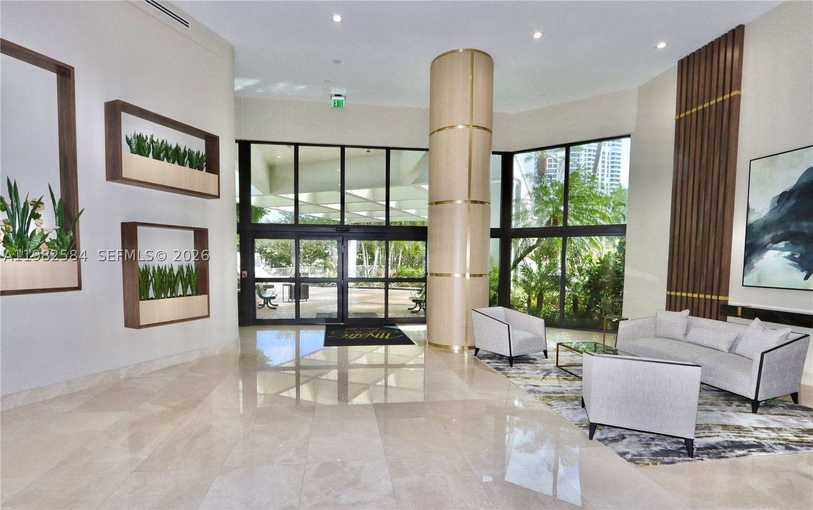 Real estate property located at 3500 Mystic Pointe Dr #3701, Miami-dade, Mystic Pointe Tower 400 C, Aventura, FL