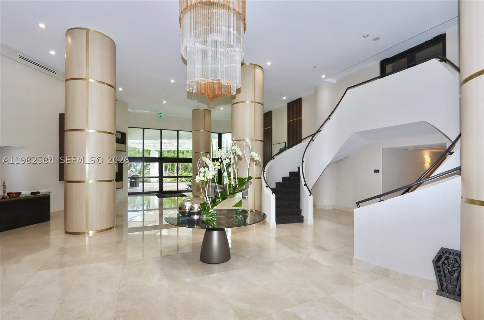 Real estate property located at 3500 Mystic Pointe Dr #3701, Miami-dade, Mystic Pointe Tower 400 C, Aventura, FL