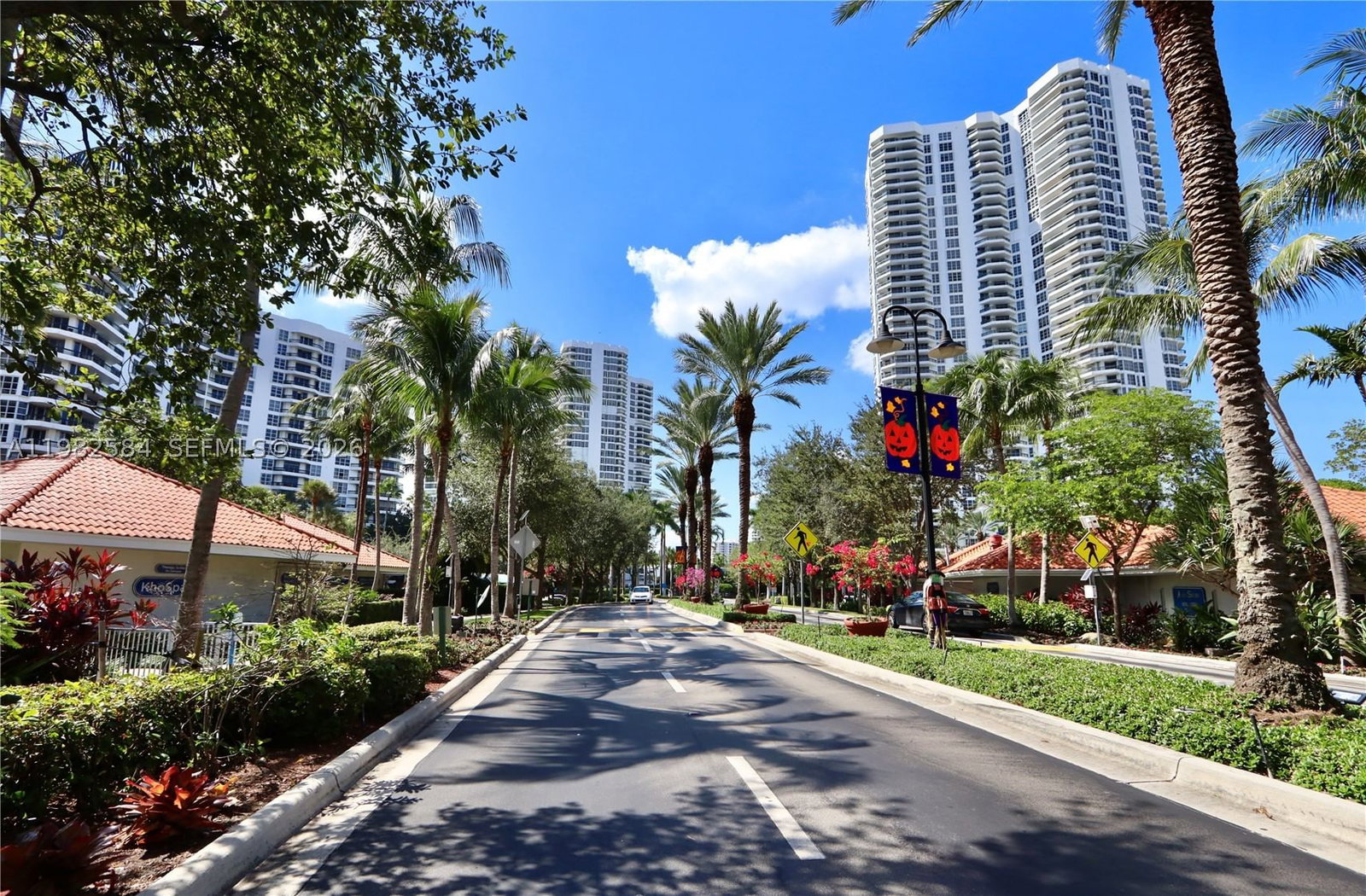 Real estate property located at 3500 Mystic Pointe Dr #3701, Miami-dade, Mystic Pointe Tower 400 C, Aventura, FL