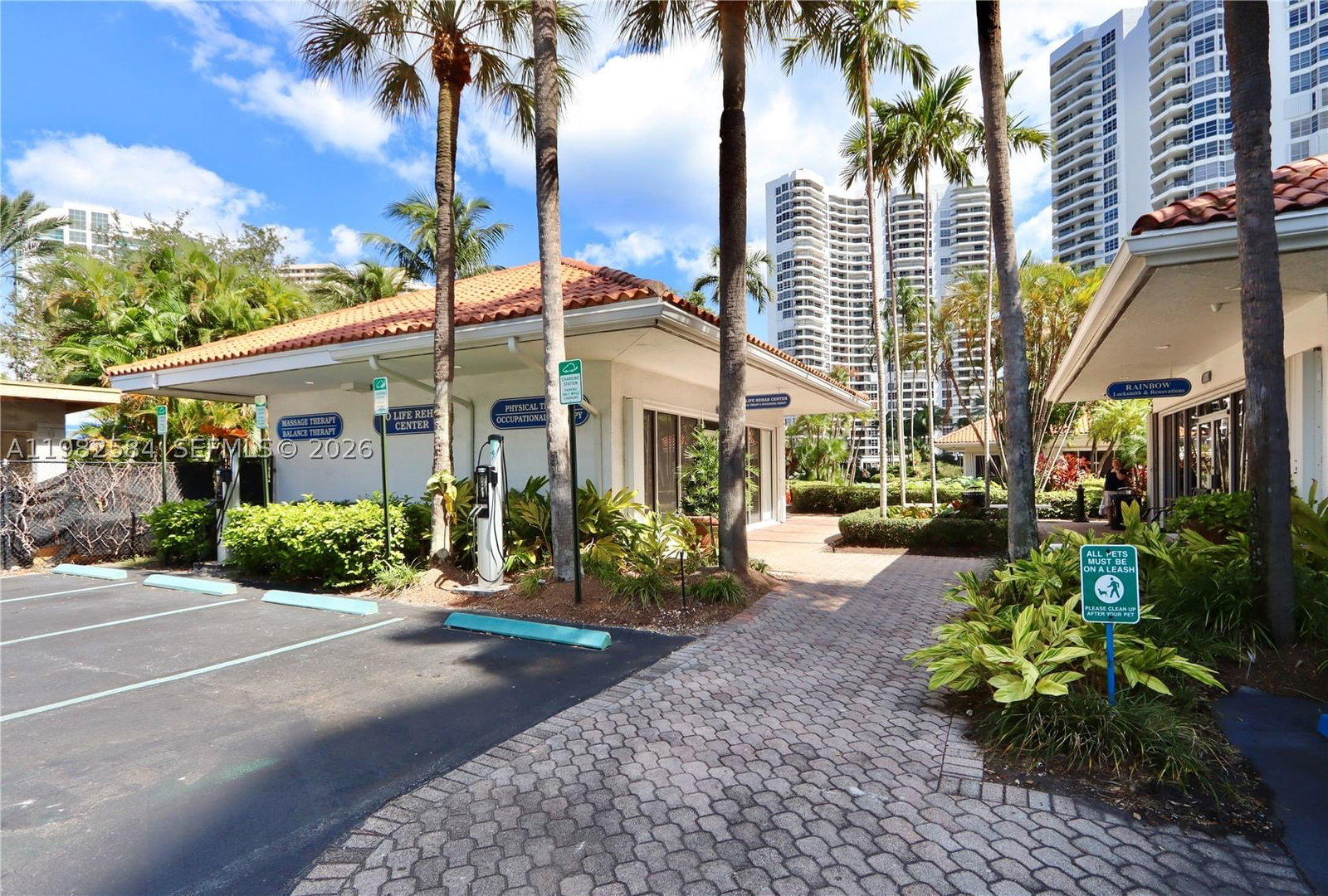 Real estate property located at 3500 Mystic Pointe Dr #3701, Miami-dade, Mystic Pointe Tower 400 C, Aventura, FL