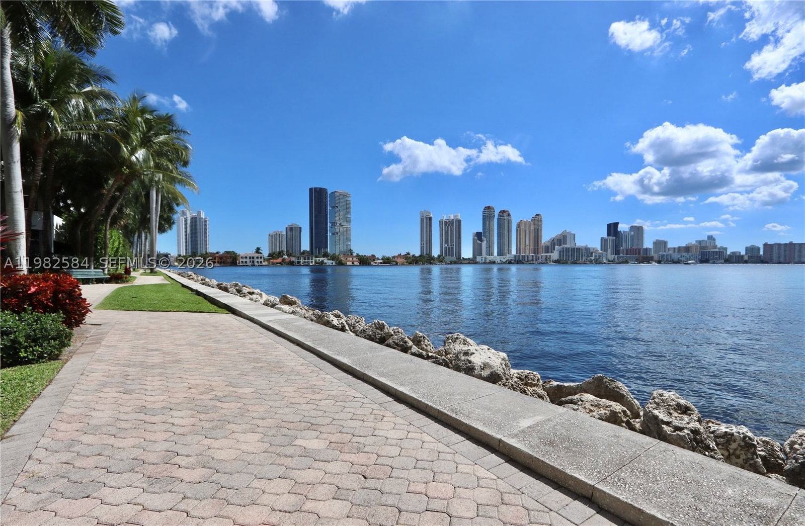 Real estate property located at 3500 Mystic Pointe Dr #3701, Miami-dade, Mystic Pointe Tower 400 C, Aventura, FL