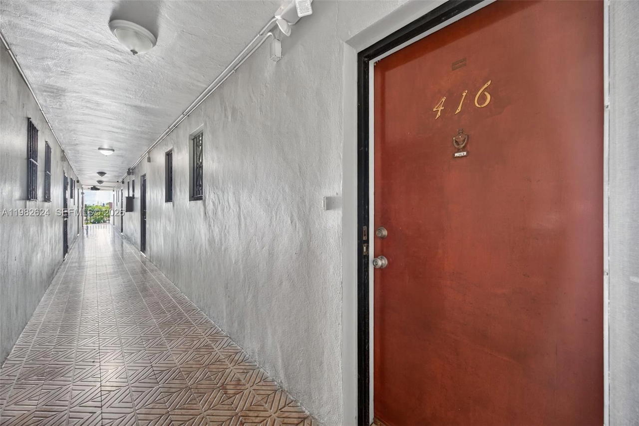 Real estate property located at 3181 13th St #416, Miami-dade, Alcala Plaza Condo, Miami, FL