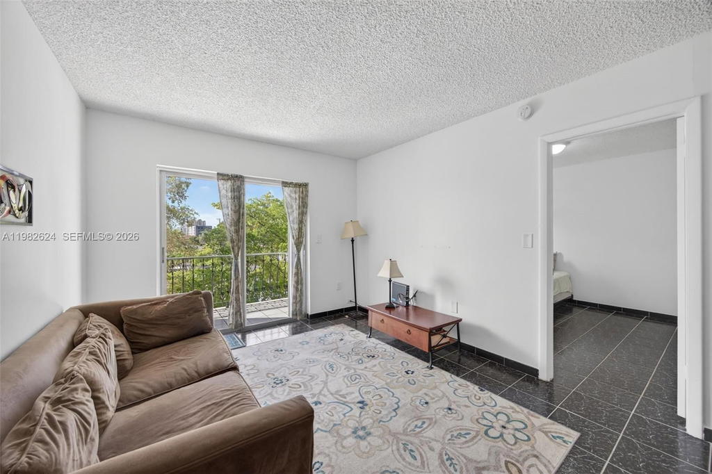 Real estate property located at 3181 13th St #416, Miami-dade, Alcala Plaza Condo, Miami, FL