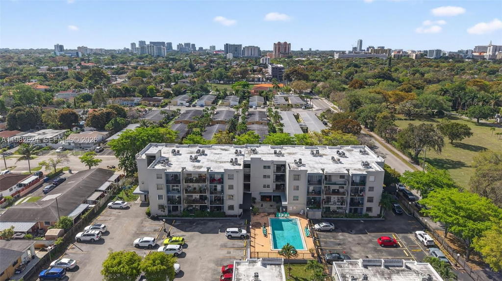 Real estate property located at 3181 13th St #416, Miami-dade, Alcala Plaza Condo, Miami, FL