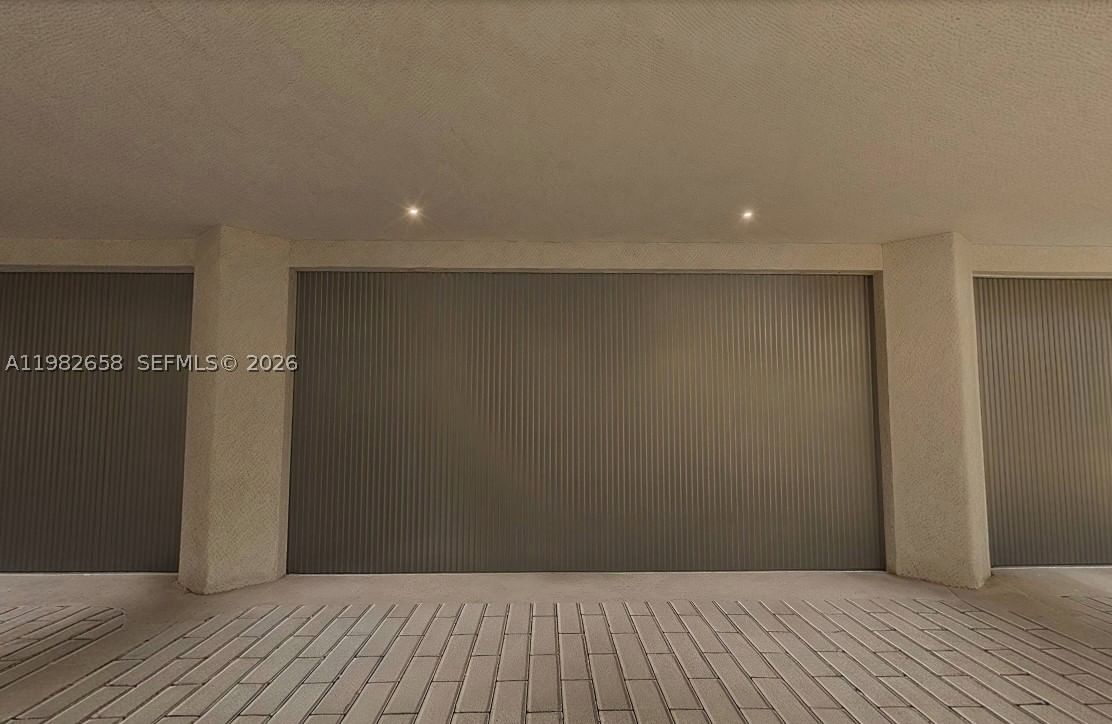 Real estate property located at 5215 Biscayne Blvd, Miami-dade, Bayshore Plaza Unit No 2, Miami, FL