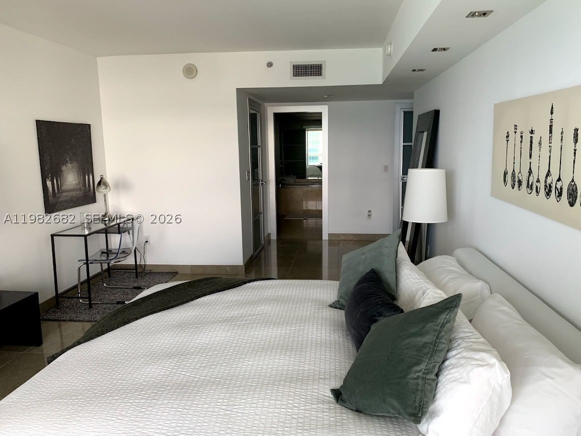 Real estate property located at 1830 Ocean Dr #4608, Broward, Beach Club Two Condo, Hallandale Beach, FL