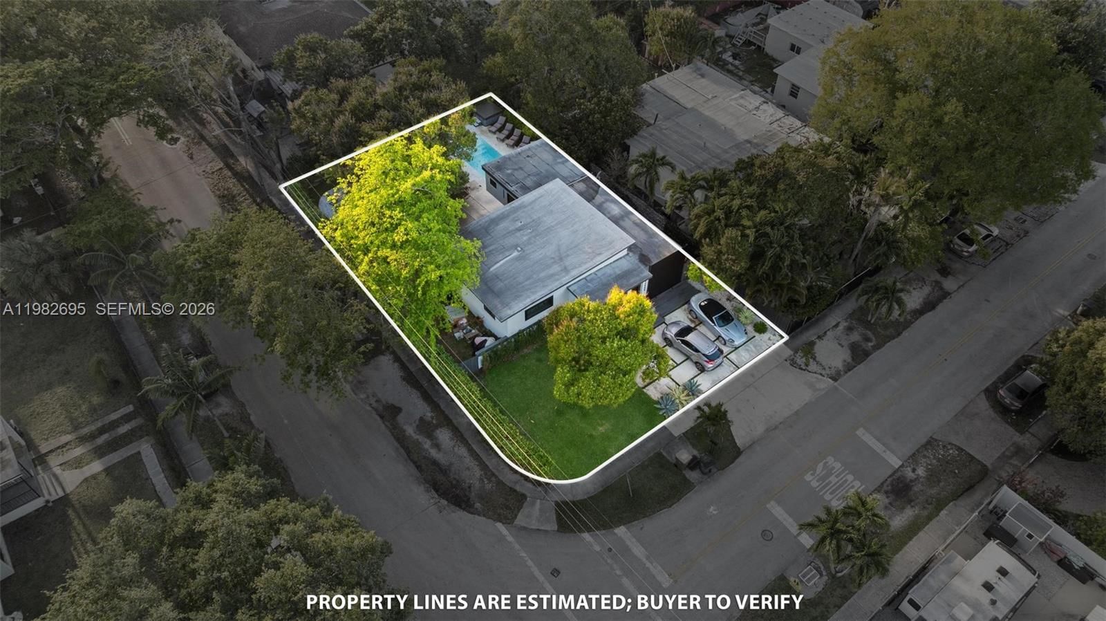 Real estate property located at 13900 16th Ct, Miami-dade, Archwood-amd Plat, North Miami, FL