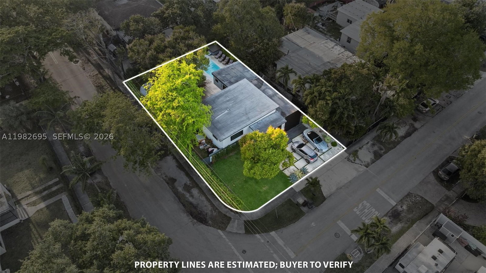 Real estate property located at 13900 16th Ct, Miami-dade, Archwood-amd Plat, North Miami, FL