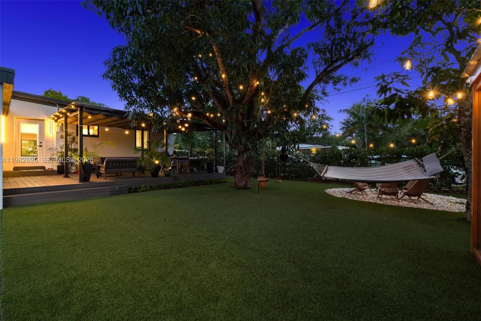 Real estate property located at 13900 16th Ct, Miami-dade, Archwood-amd Plat, North Miami, FL