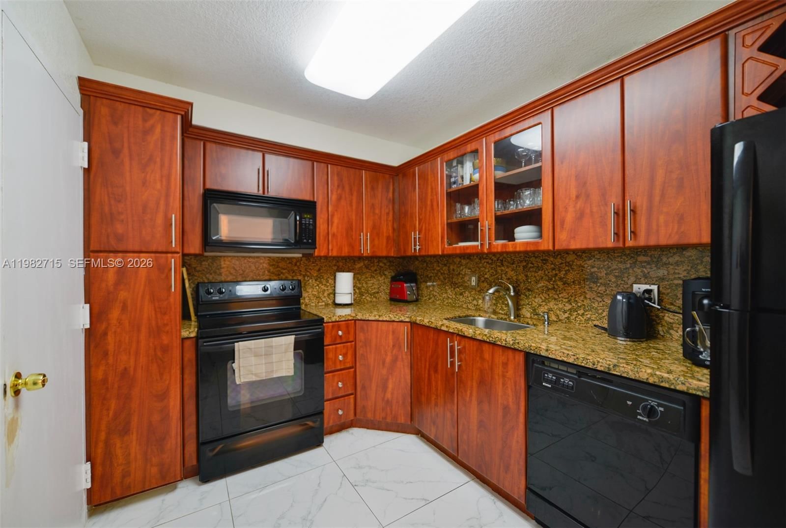 Real estate property located at 1980 Ocean Dr #7A, Broward, Hemispheres Condo, Hallandale Beach, FL