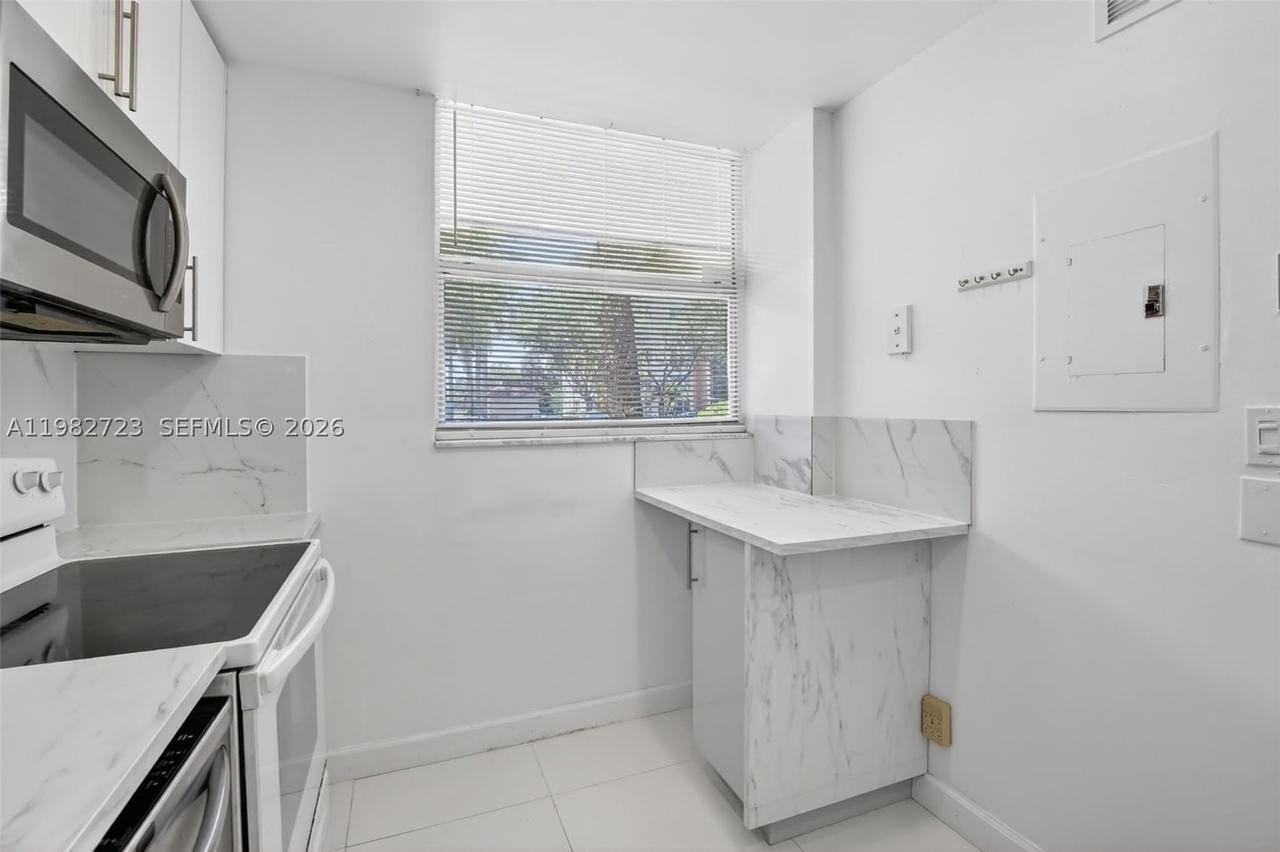Real estate property located at 3751 Environ Blvd #141, Broward, Condominium 5 Of Environ, Lauderhill, FL