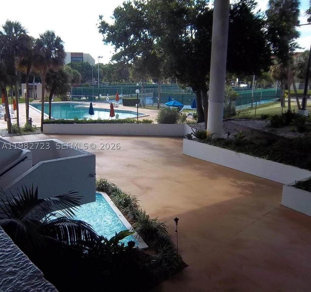 Real estate property located at 3751 Environ Blvd #141, Broward, Condominium 5 Of Environ, Lauderhill, FL