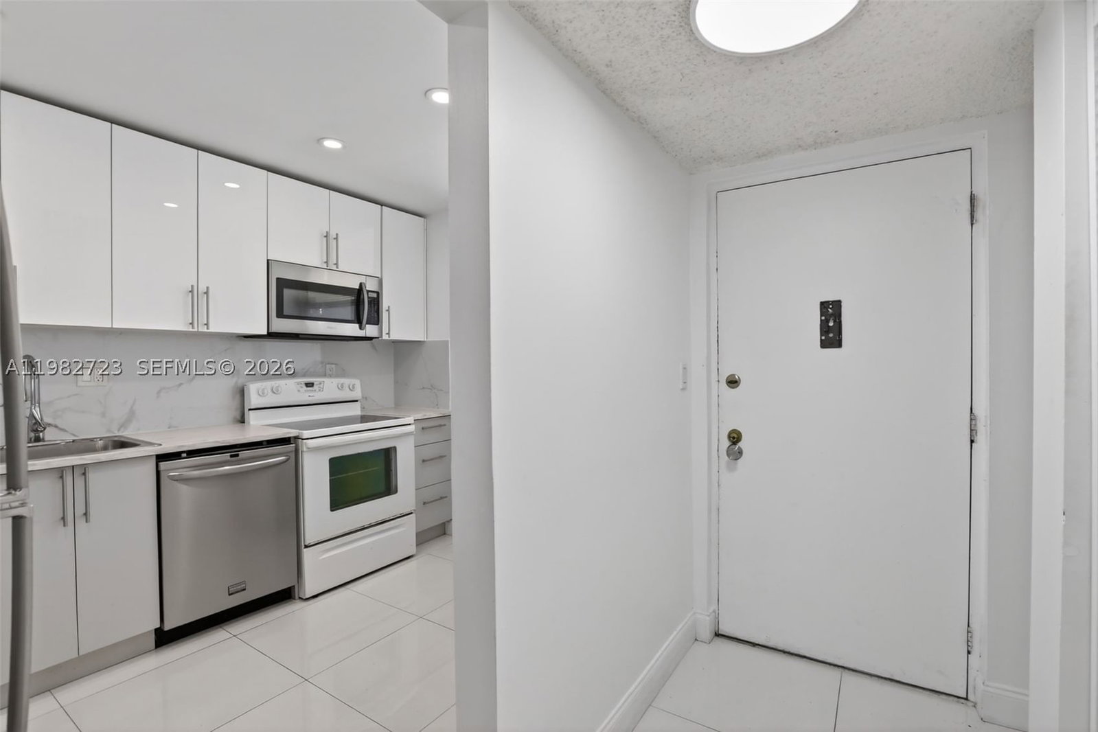 Real estate property located at 3751 Environ Blvd #141, Broward, Condominium 5 Of Environ, Lauderhill, FL