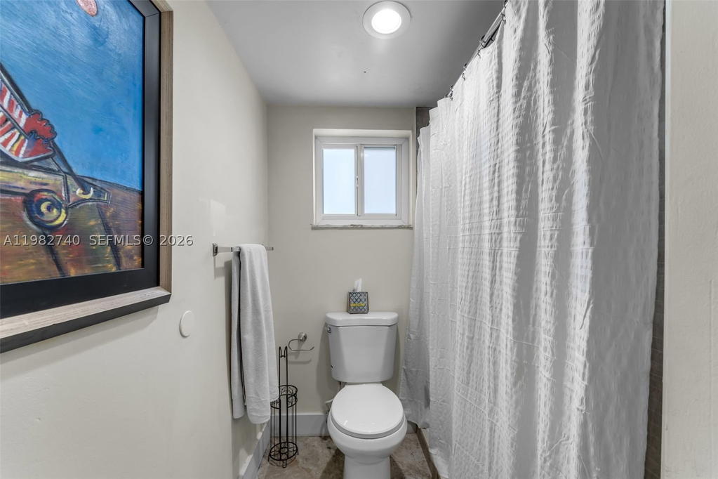 Real estate property located at 7825 103rd Pl, Miami-dade, Sunset Park Lake Villas S, Miami, FL
