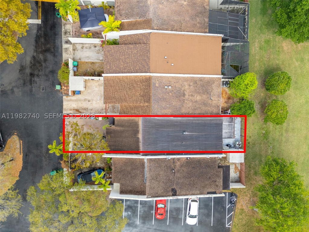 Real estate property located at 7825 103rd Pl, Miami-dade, Sunset Park Lake Villas S, Miami, FL